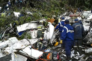 Tìm thấy hộp đen máy bay chở đội bóng của Brazil