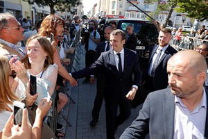 Đảng của ông Macron thắng áp đảo bầu cử Quốc hội Pháp vòng 1