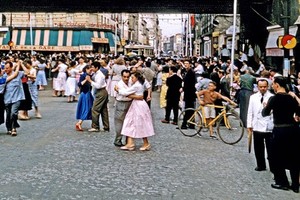 Hé mở cuộc sống thường nhật ở Paris thập niên 1950