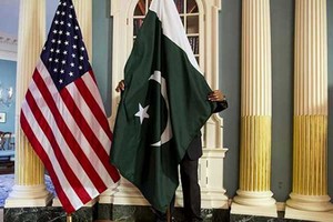 Pakistan dọa cho thế giới biết "sự thật" nếu Mỹ cắt viện trợ