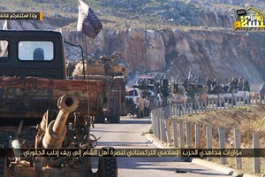 Đội quân TIP “thị uy” tại Idlib, Quân đội Syria có run sợ?