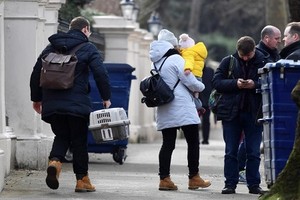 23 nhân viên ngoại giao Nga ở London “khăn gói” lên đường về nước