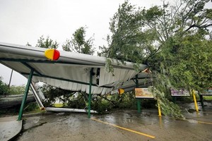 Siêu bão Florence tàn phá bờ đông nước Mỹ, nhiều người thiệt mạng