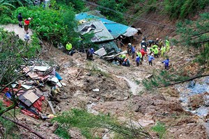 Toàn cảnh siêu bão Mangkhut tàn phá Philippines, Trung Quốc