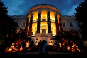 Ma mị lễ hội Halloween của ông Trump tại Nhà Trắng