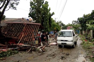 Nhân chứng sóng thần Indonesia: “Tôi chỉ còn biết cầu nguyện và chạy“