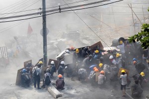 Giải pháp “hạ nhiệt” biểu tình leo thang ở Myanmar?