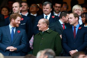 “Bằng chứng” Hoàng thân Philip rất thân thiết với cháu trai Harry và William