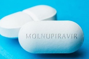 Bộ Y tế cấp phép 3 loại thuốc Molnupiravir điều trị COVID-19