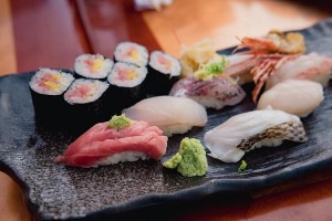 Sự thật bất ngờ về món sushi nổi tiếng ở đất nước Nhật Bản