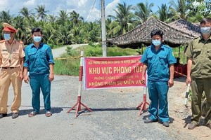 Lơ là phòng chống dịch COVID-19, bao nhiêu quan bay ghế