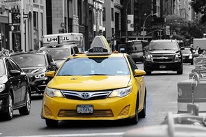 Hỏi khách điều này, tài xế taxi thay đổi cả tương lai con trai 