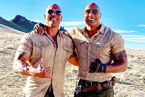 Diễn viên chuyên đóng thế The Rock trong các phim bom tấn