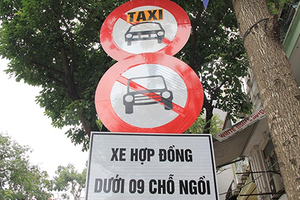 Những tuyến phố nào của Hà Nội dỡ biển cấm taxi? 