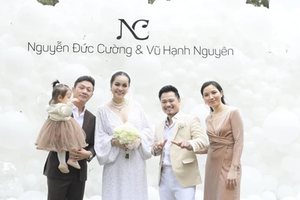 MC Anh Tuấn cùng vợ và con gái dự đám cưới Nguyễn Đức Cường