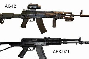 Nga “tham lam”, trang bị cả súng trường AK-12 và AEK-971