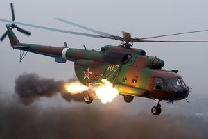 Mục kích trực thăng Mi-8MT của Bộ Nội vụ Nga oanh tạc