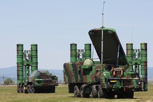 Lộ biến thể tên lửa S-300 Nga bán cho Iran