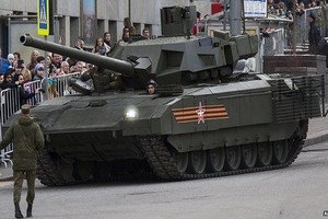 Pháo 125mm xe tăng T-14 Armata cũng sẽ được "bọc giáp"