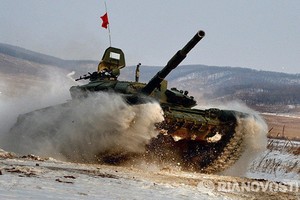 Xe tăng T-72 bắt đầu nã pháo tranh tài Tank Biathlon 2016