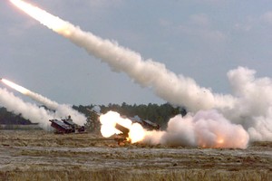 Vì sao Philippines "khoái" siêu pháo phản lực HIMARS Mỹ?