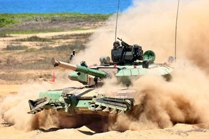 Xe tăng “nhà trồng” Arjun MK-1A  của Ấn Độ có áp đảo được Pakistan?