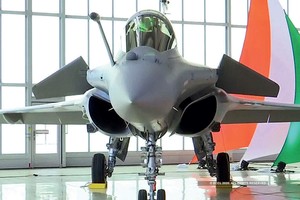 Ấn Độ giải thích việc mua tiêm kích Rafale: Tiền nào của ấy