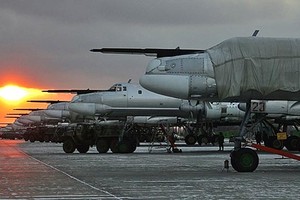 Uy lực đáng gờm của 9 máy bay Tu-95MS vừa xuất kích tới Ukraine