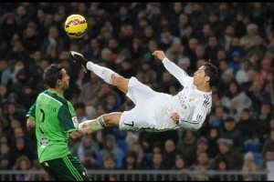 Những pha dứt điểm theo kiểu “xe đạp chổng ngược” của Ronaldo