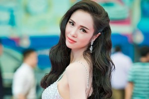 Gợi cảm như Ngọc Trinh mà vẫn chào thua Vũ Ngọc Anh