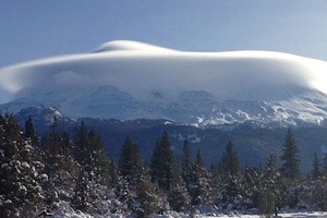 Rùng mình đám mây hình UFO kỳ quái ở Colombia