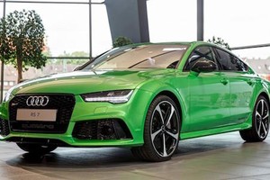 Audi RS7 Sportback khoe dáng với màu sơn “cực độc“