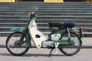 Ngắm “cổ vật hàng hiếm” Honda C50 Dame 1967 tại Hà Nội