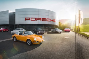 Ghé thăm trung tâm xe cổ đầu tiên của Porsche tại Hà Lan