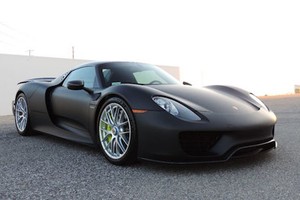 Porsche 918 "độ dàn áo" carbon trần độc nhất Thế giới