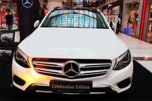 Mercedes-Benz GLC kỷ niệm 70 năm Ấn Độ có gì "hot"?