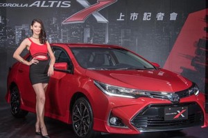 Xe thể thao Toyota Corolla Altis X “chốt giá” 586 triệu đồng