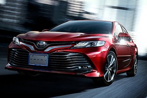 Toyota Camry 2018 - xe sedan an toàn nhất phân khúc