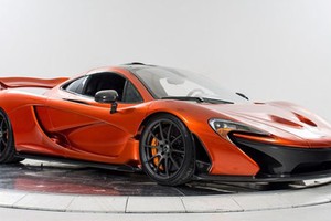 Siêu xe McLaren P1 dùng hai năm "thét giá" 2,4 triệu đô