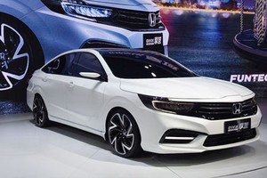 Cận cảnh Honda Envix 2019 phiên bản kéo dài của City