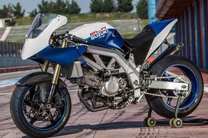 Suzuki SV650S “đồng nát” biến hình siêu môtô SLR700 hàng khủng