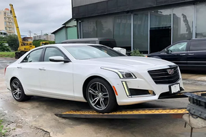 Sedan hạng sang Cadillac CTS V-Sport 2019 cập bến Việt Nam