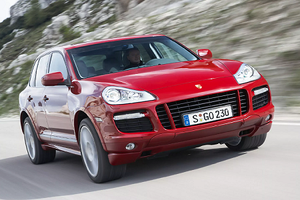 Porsche Cayenne "sang chảnh" rẻ ngang Hyundai Tucson tại Việt Nam