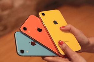 iPhone XR khóa mạng ồ ạt về Việt Nam, giá hơn 8 triệu đồng