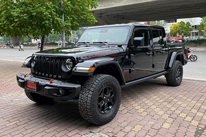 Cận cảnh Jeep Gladiator Rubicon 2020 hàng độc tại Việt Nam