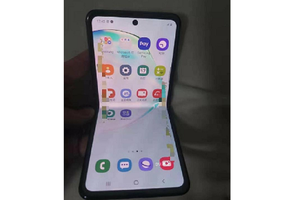 Smartphone màn hình gập Galaxy Fold 2 sẽ bán trước Galaxy S11