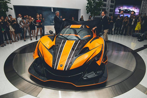 Apollo Intensa Emozione thứ hai ra mắt với màu áo cam ấn tượng