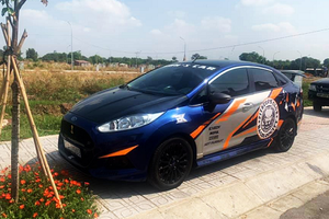 Ford Fiesta độ "full bàl" chỉ hơn 300 triệu ở Sài Gòn