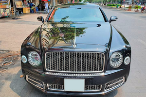 Bentley Mulsanne W.O. Edition độc nhất Việt Nam trên phố Sài Gòn