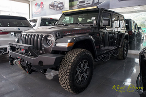 Chi tiết Jeep Wrangler Rubicon 2020 hơn 4 tỷ tại Việt Nam